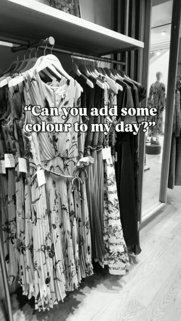 Add a splash of colour to your wardrobe 🛍️💃@phaseeight