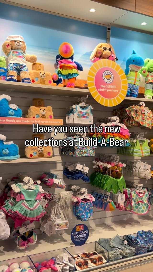 New outfits, new characters and SO many cute surprises have landed … 👀🧸