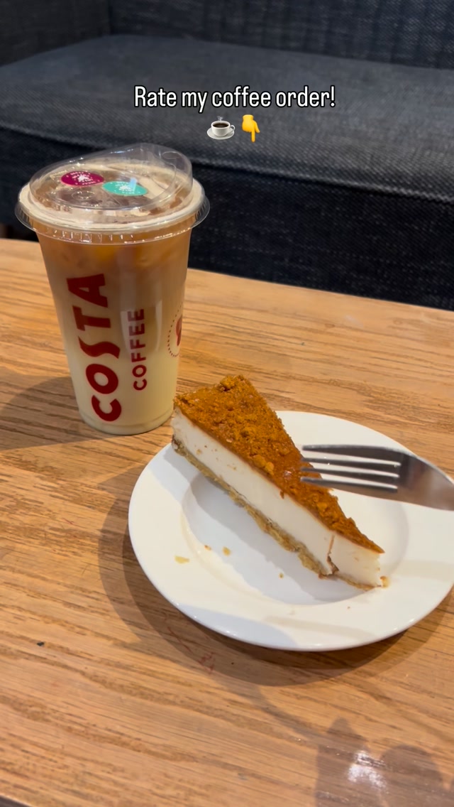 If your coffee order doesn’t come with a cake, you’re doing it wrong! ☕️🧁
