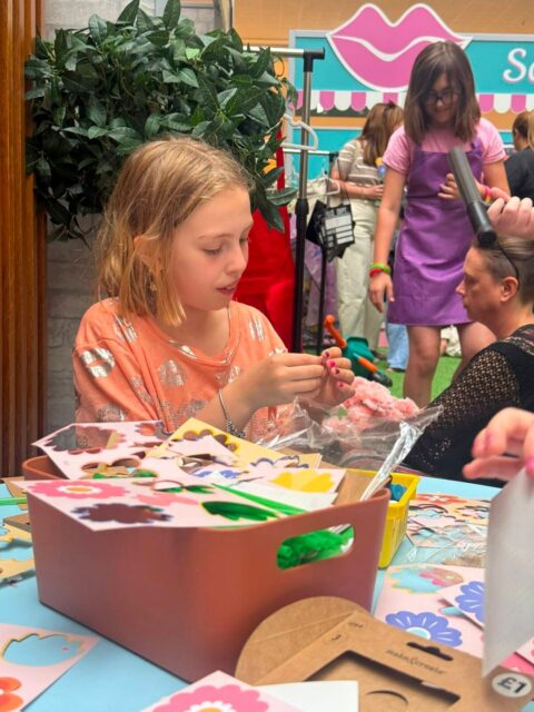 Florist Week is in full swing! 💐

There’s still time to book your little ones into this week’s Kids at Work experience and let them get creative with our flower-themed craft workshop. 🌷🎨

But don’t stop there… 👮‍♀️ Police Officer Week is coming up next week! Little ones can step into the role of a police officer, get involved and discover what it’s like to be a real-life hero. 🚔⭐

📅 Florist Week: Book now and join the fun this weekend!
👮 Police Officer Week: Book now for next week!

🎟️ Book your place - link in bio.
