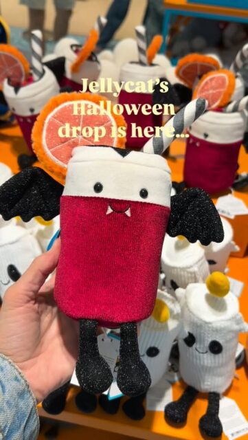 Spotted: Halloween Jellycats at Fenwick 🎃